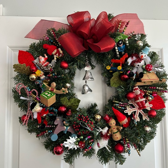 vintage repurposed handmade one-of-a-kind Other - Vintage Repurposed Festive Holiday Wreath with Red Accents